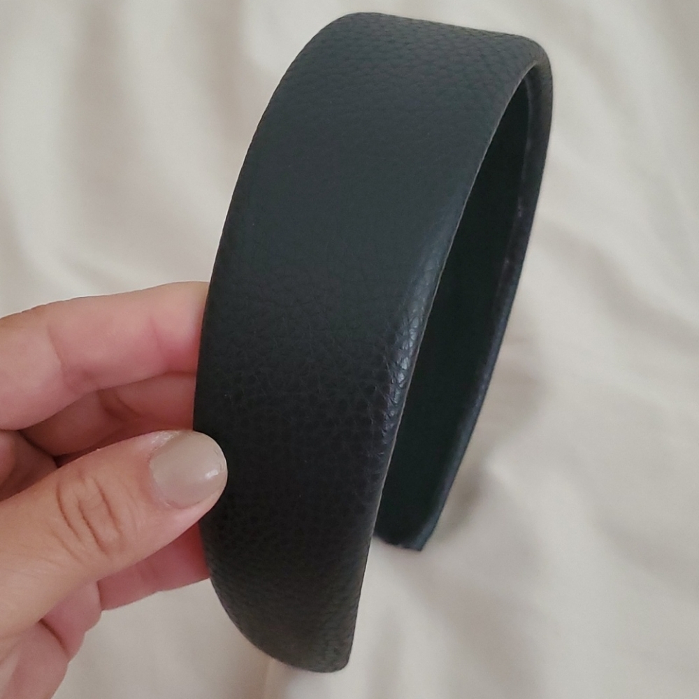 Black patent headband